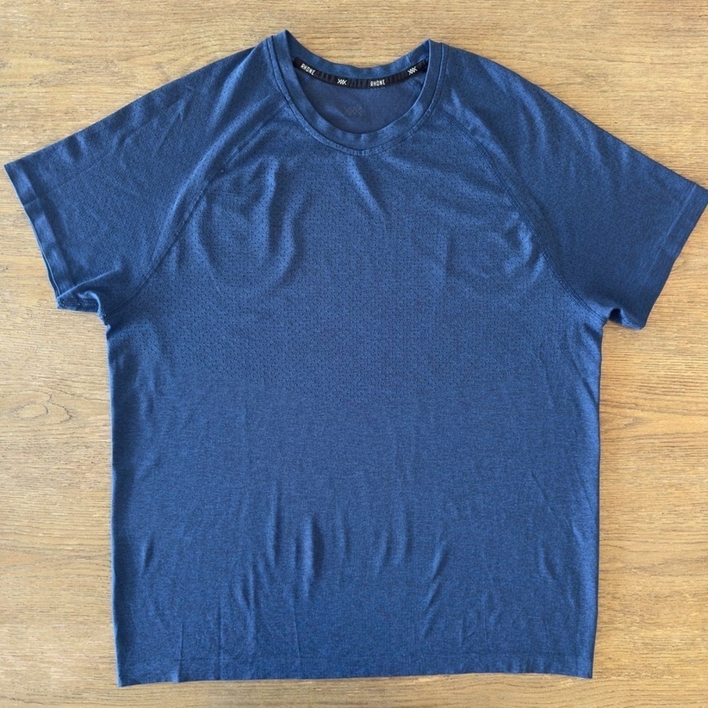 Rhone Reign Tech Mens T-Shirt Short Sleeve Gym Performance Activewear Blue Sz XL
